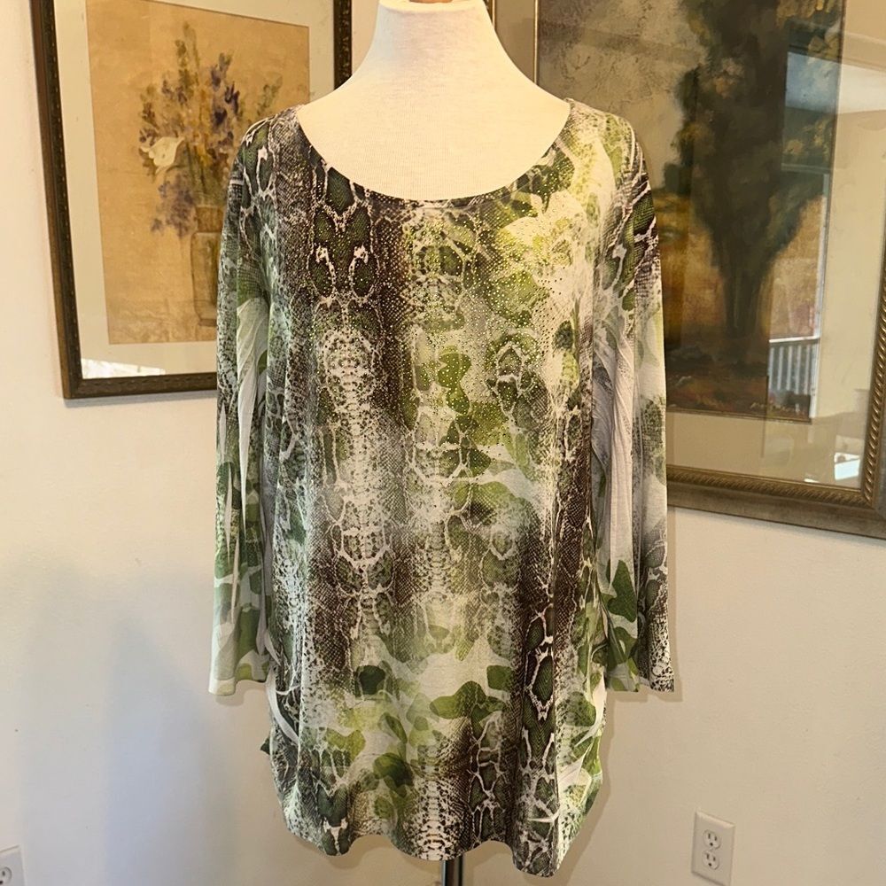 Chico’s Top - Green/White Snake Print Women's Tunic Size 3 = XL